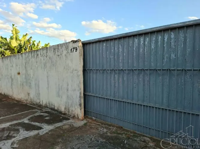 Casa com 2 Dormitórios para Alugar, 84 m² por R$ 1.150/mês - Aragarça - Londrina/PR