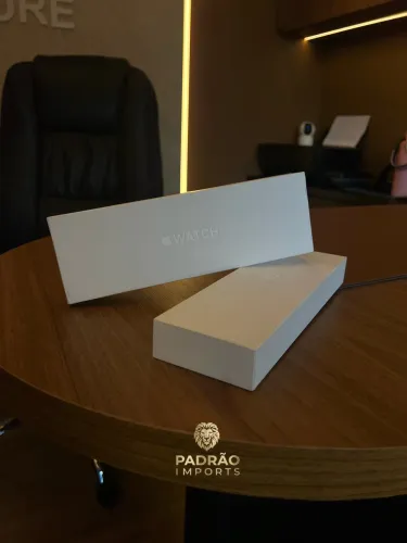 Apple Watch series 11 Gold Rose - LACRADO