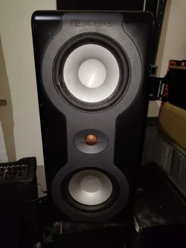 Monitor De Referencia M-audio Ex66 Speaker c/ defeito (só liga e não toca nada)