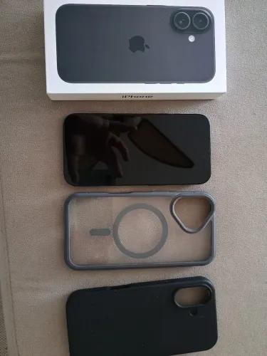 iPhone 16/ versão 26.6/ 256GB/ Preto