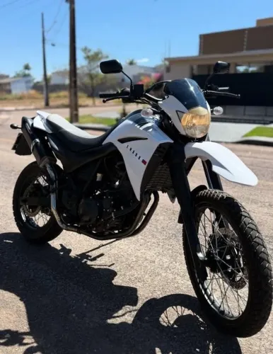 XT 600R Yamaha 2006 CONSERVADA 