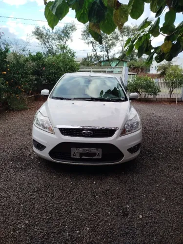 Ford Focus 2.0 16v/se/se Plus Flex 5P Aut. 2013