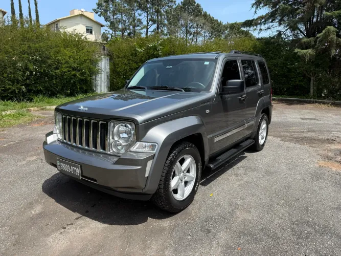 Jeep Cherokee Limited 3.7 4X4 V6 12V Aut. 2012