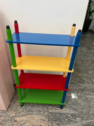 Estante infantil