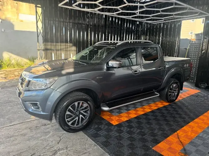 Nissan Frontier LE CD 4X4 2.3 Bi-TB Diesel Aut. 2022