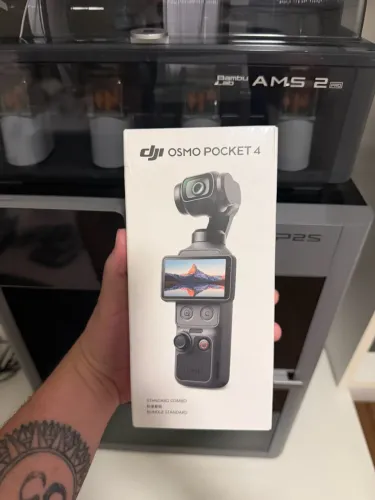 DJI Osmo Pocket 4 Standard Combo - Câmera com Gimbal e 4K
