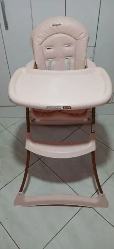 Vendo cadeira de alimentação burigotto Rosa 