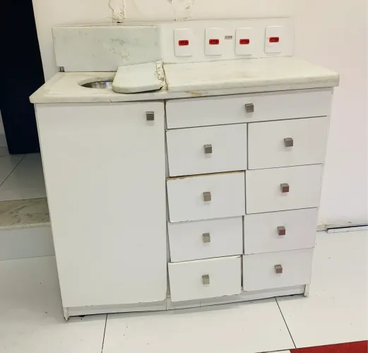 ARMÁRIO MULTIUSO MDF