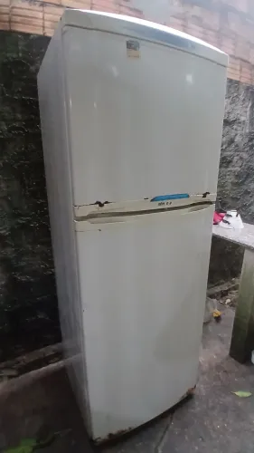 Geladeira Continental Dúplex 470 Litros Funcionando