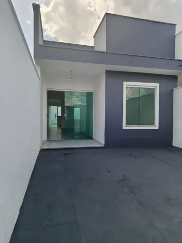 Linda casa na Conceição 24 185.000