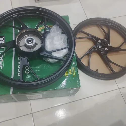 RODA DE ALUMÍNIO COM ROLAMENTO 