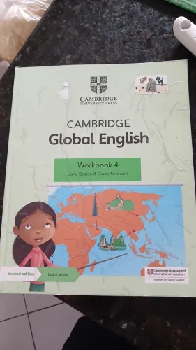 2 livros  Cambridge 