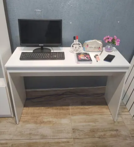 Mesa para escritório em mdf