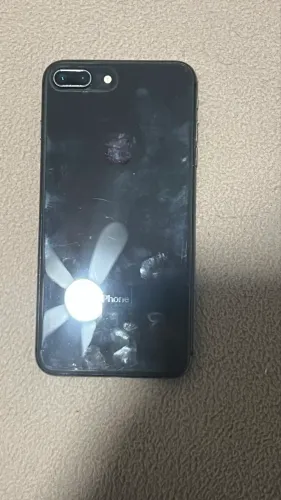 iPhone 8 Plus