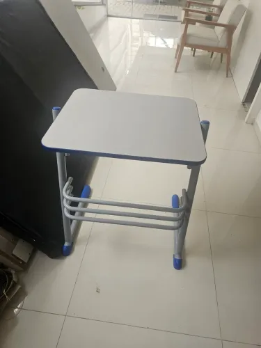 Mesa para estudo 12 unidades 