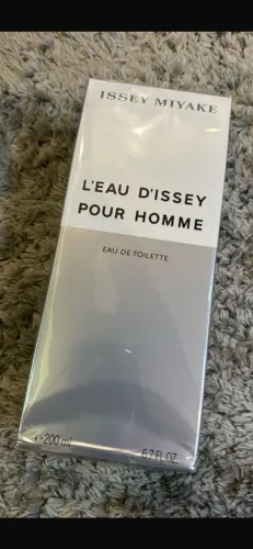 Perfumes Issey Miyake e BVLGARI