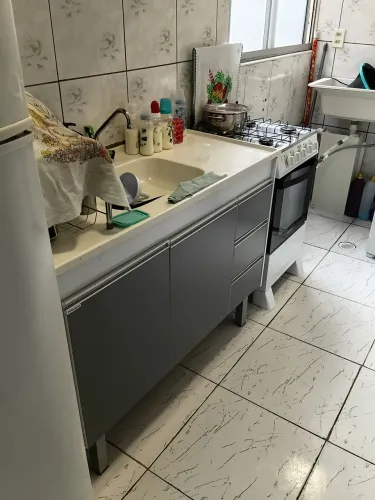 Gabinete para Cozinha - Cor Cinza c/Bege 