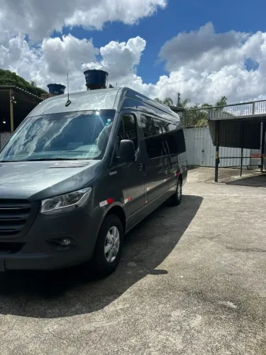 VAN SPRINTER 417 - 19 LUGARES - ANO 2023-2024 - COMPLETA - REVISADA - VALOR R$ 329.000,00