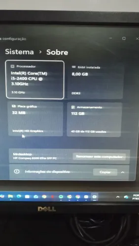 Computador e mesa