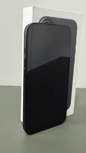 iPhone 16 128GB em ótimo estado 