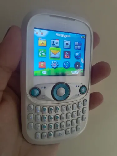 Celular simples - ZTE R236