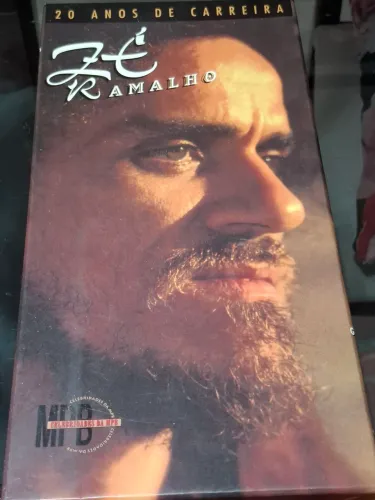 CDS de colecionador.  Excelente estado de conservação.  Junto ou separados.  