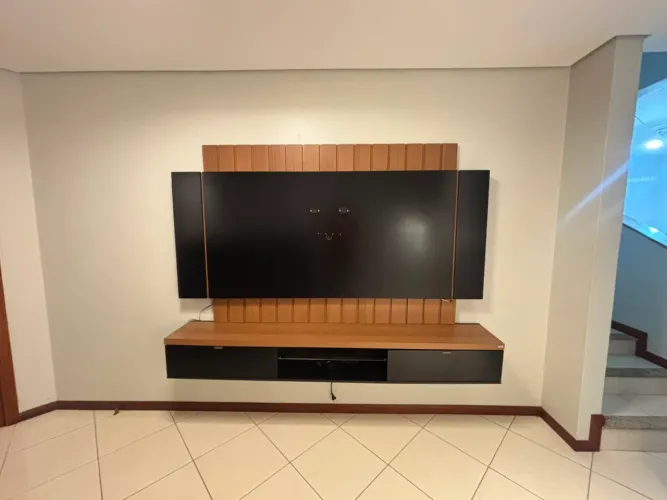 Painel para TV 2 metros