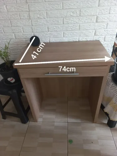 Mesa com nicho