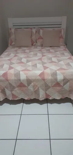 Cama com colchão 