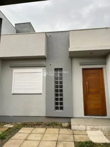 CASA RESIDENCIAL 2 QUARTOS PÁTIO 2 VAGAS ZONA SUL PORTO ALEGRE