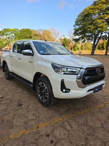 Toyota Hilux CD SRX 4X4 2.8 TDI 16V Diesel Aut. 2022
