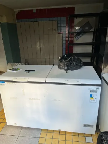 "Passo Ponto Comercial de Depósito de Bebidas - Boca do Rio - Com 2 Freezers