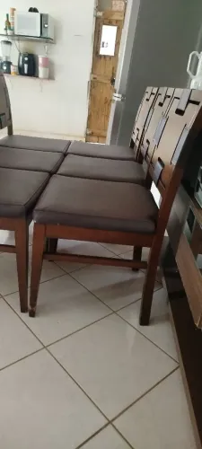 Vendo jogo de 6 Cadeiras Jacaúna modelo rústico,