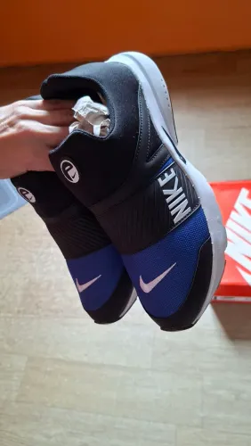 Tênis masculino Nike tamanho 41 