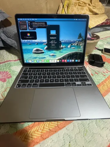 MacBook Pro m1 16/256