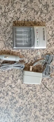 Recarregador de pilhas