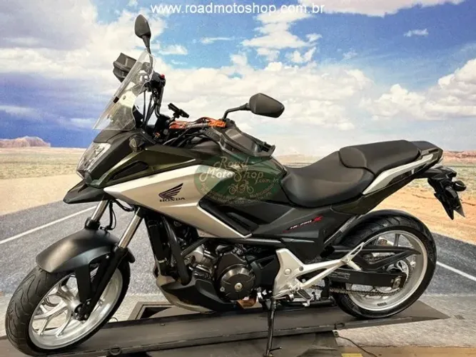 HONDA-NC750X Verde -2019- 51.475km