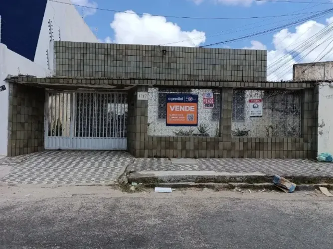 ~ Casa no Monte Castelo