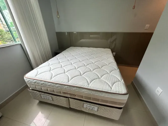 Cama box casal Queen