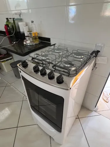 Fogão de 4 bocas