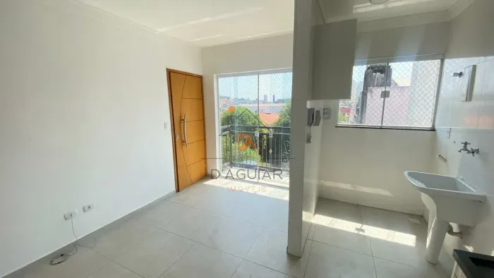 Casa de condomínio para alugar na Vila Mazzei com 1 dormitório e 40 m².