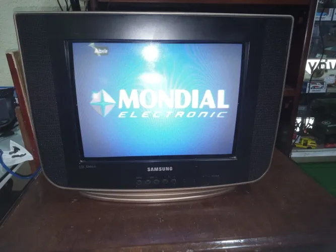 TV antiga Samsung 14 p