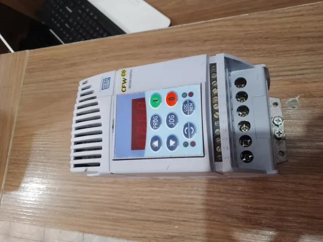 Inversor de frequência weg cfw08 2CV 380volts 