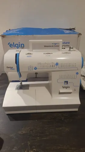 Máquina Elgin Plus seminova