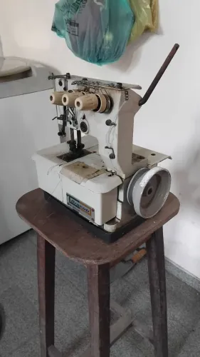 Máquina de Costurar Bracob 2600-3 P com motor