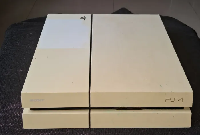 Playstation 4 Edição Especial 