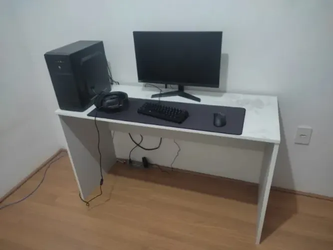 PC Gamer Completo Ryzen 5 5500 + Monitor LG UltraGear 180Hz, Periféricos e Mesa