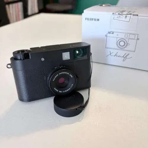 Fujifilm X-Half - Pouquissimo uso - Na garantia