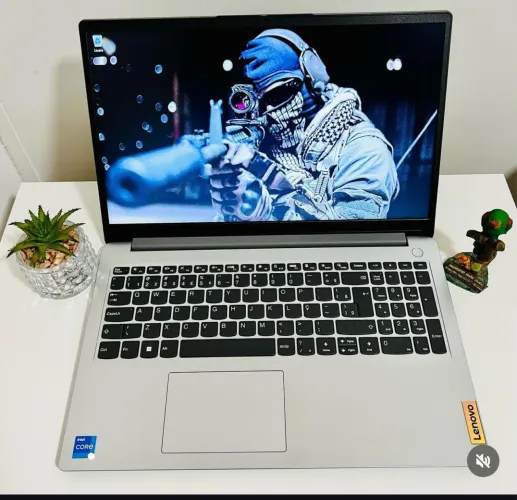 Notebook Lenovo  i3  11 geração memória ram 4 giga ssd 256 gb