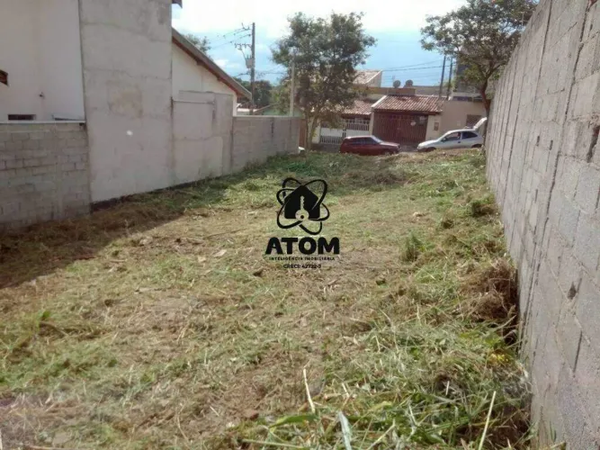 Terreno em via publica à venda em Taubaté.